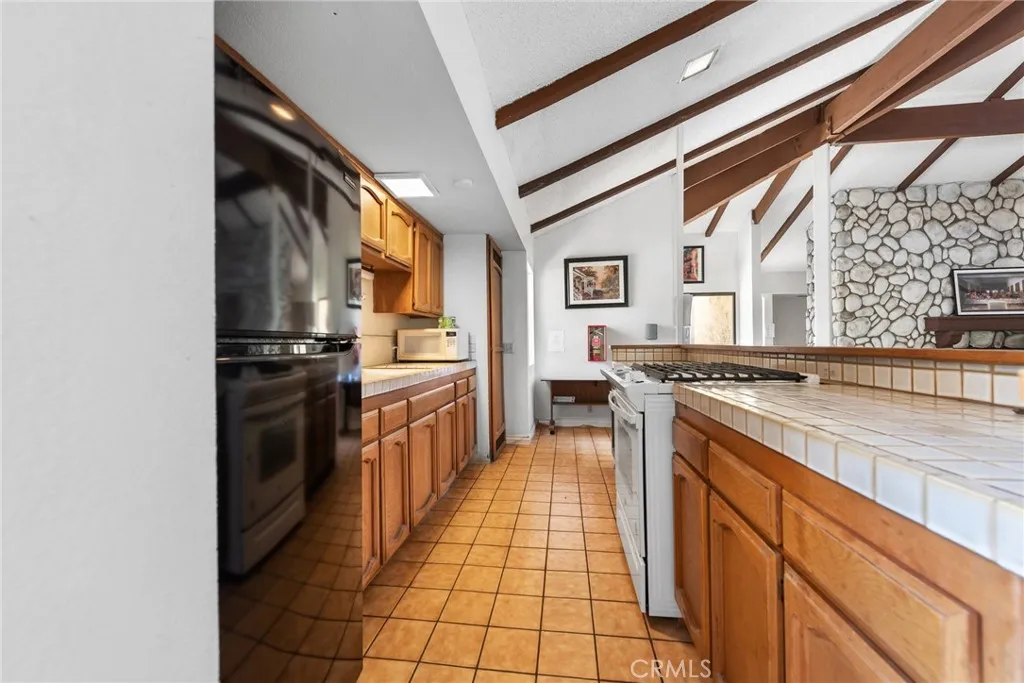 4760 Lakeview Avenue, Yorba Linda, California 92886 home-pic-38