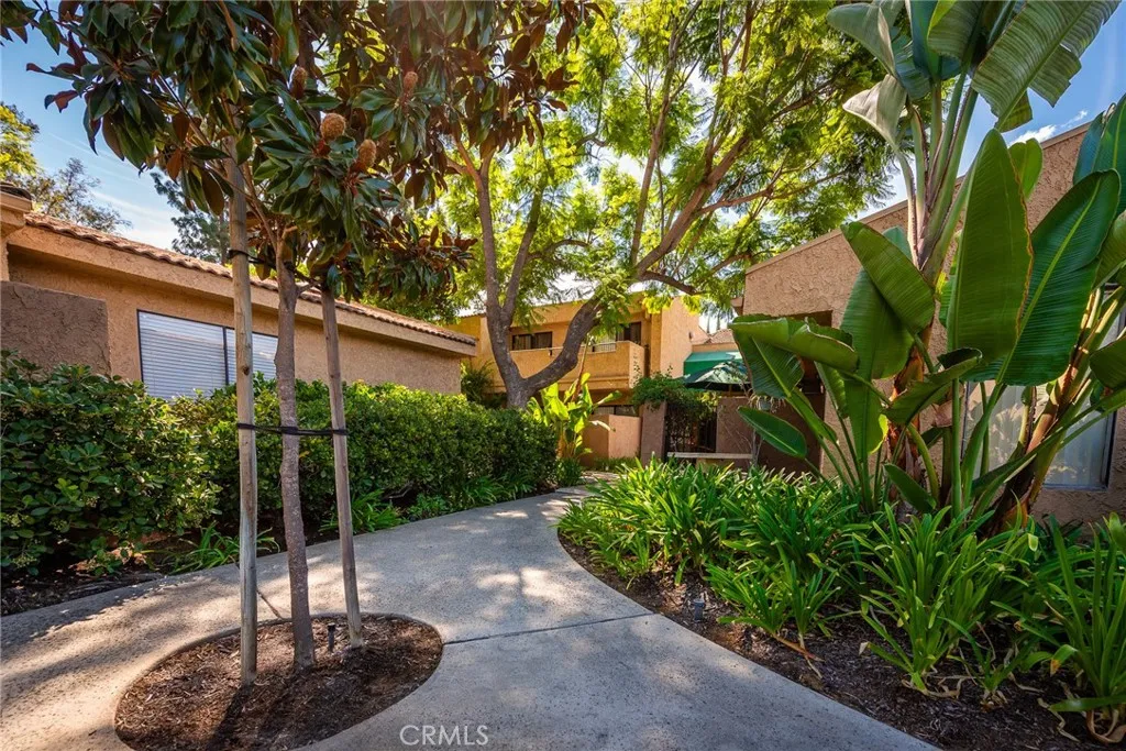 4760 Lakeview Avenue, Yorba Linda, California 92886 home-pic-28