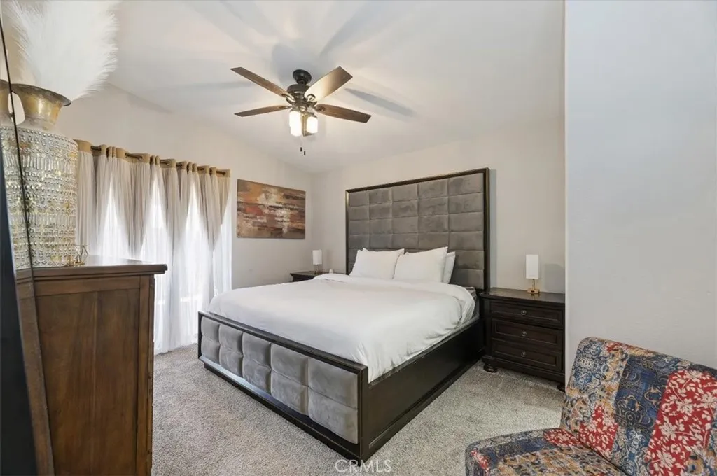 361 Via Capri, Hemet, California 92545 home-pic-22