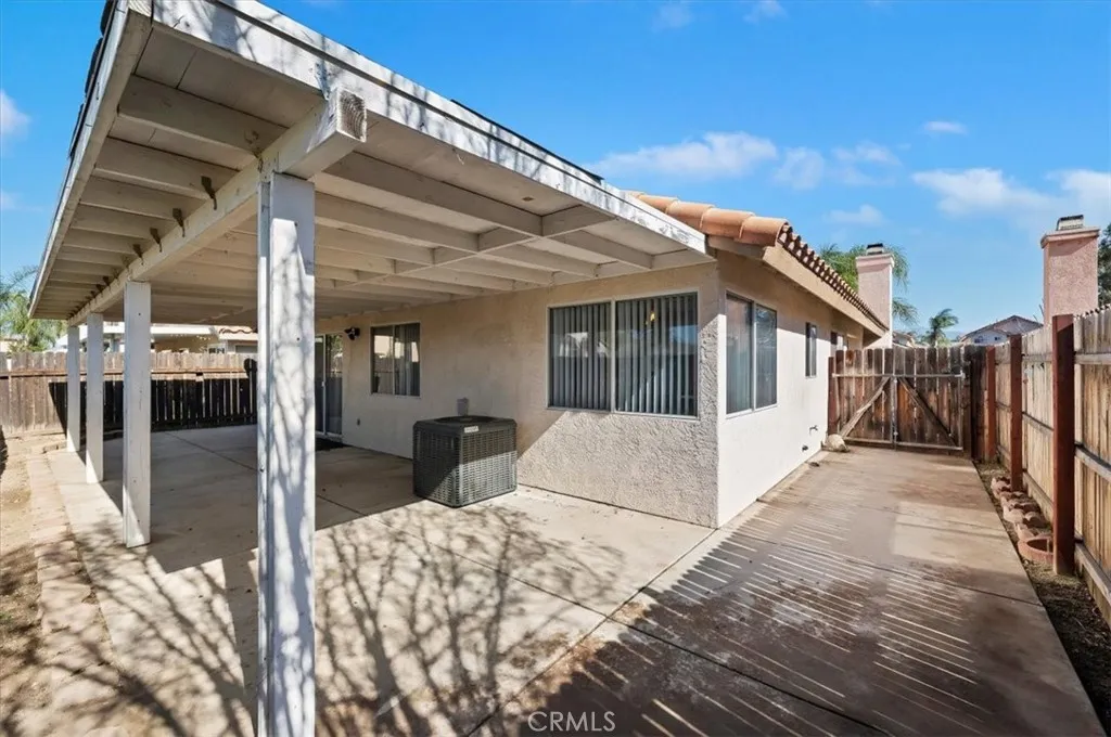 361 Via Capri, Hemet, California 92545 home-pic-27