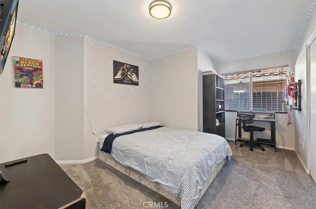 361 Via Capri, Hemet, California 92545 home-pic-18