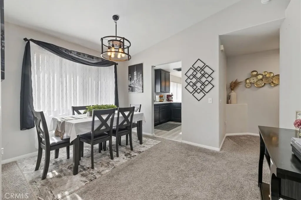 361 Via Capri, Hemet, California 92545 home-pic-11