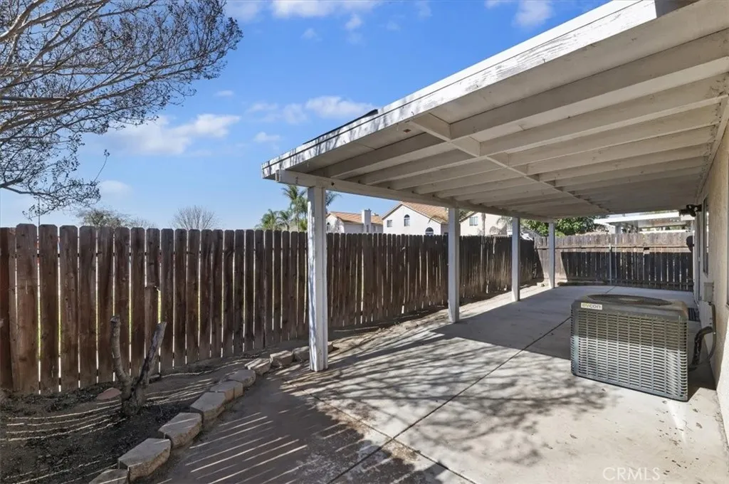 361 Via Capri, Hemet, California 92545 home-pic-26