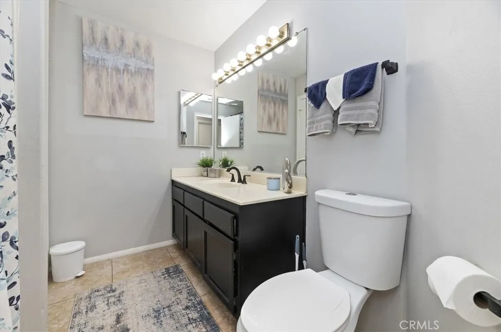 361 Via Capri, Hemet, California 92545 home-pic-21
