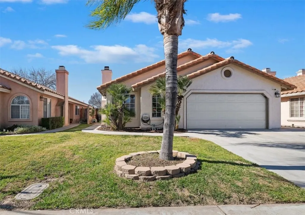 361 Via Capri, Hemet, California 92545 home-pic-2