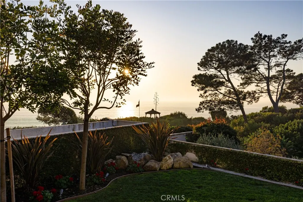 1708 Calle De Los Alamos, San Clemente, California 92672 home-pic-5