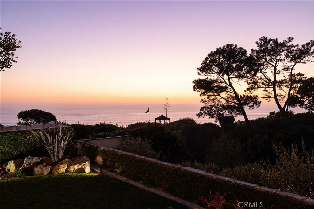 1708 Calle De Los Alamos, San Clemente, California 92672 home-pic-35