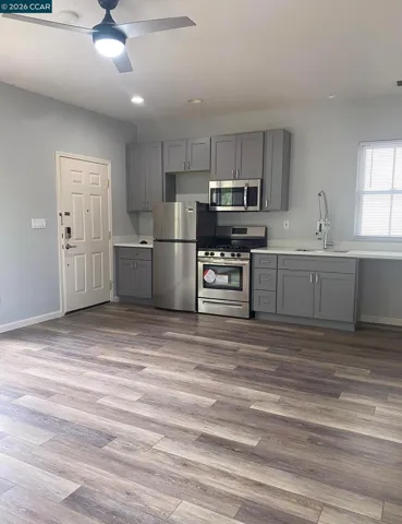 1129 1129 Promenade St, Hercules, California 94547