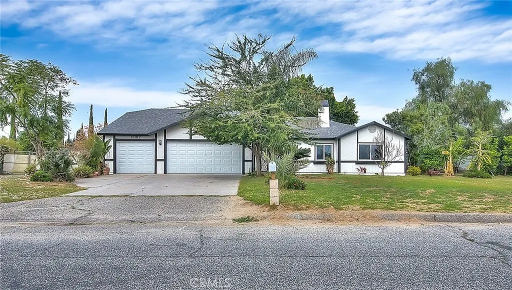 19182 Ash, Bloomington, California 92316 home-pic-1