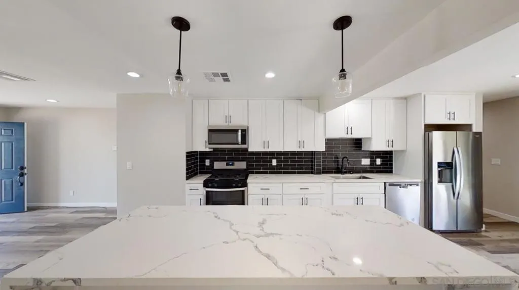 6459 Richard St., San Diego, California 92115 home-pic-4