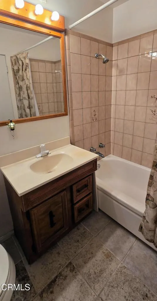 1000 Camellia Street, Oxnard, California 93036 home-pic-10