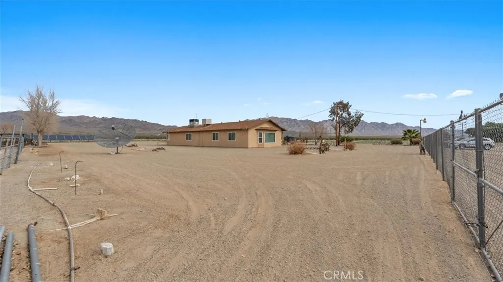 86252 Sampson, 29 Palms, California 92277 home-pic-25