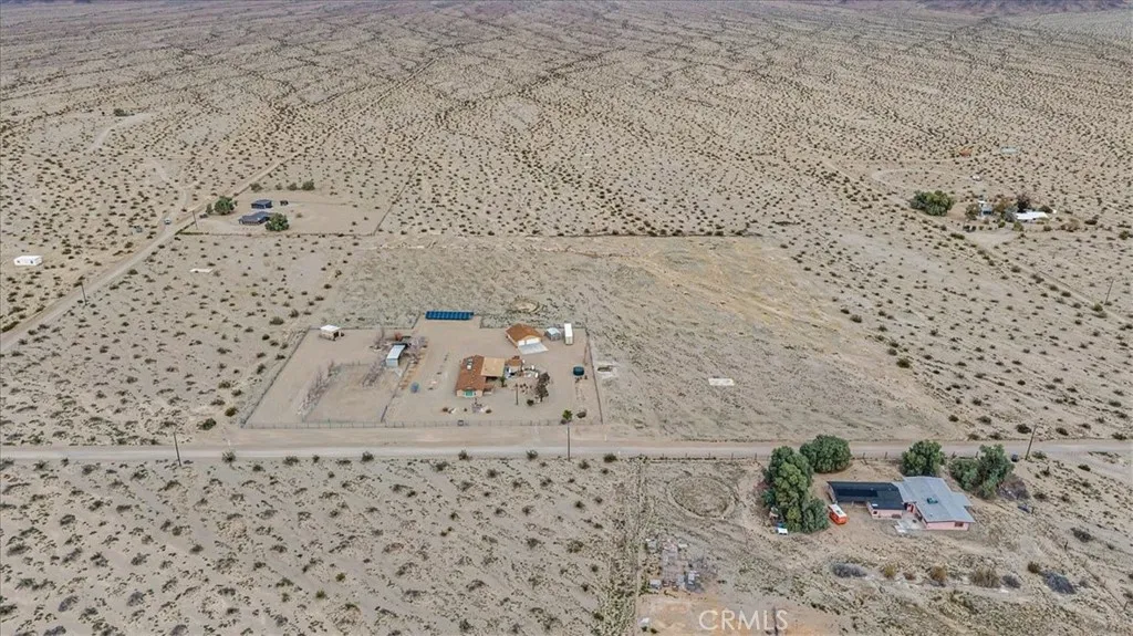 86252 Sampson, 29 Palms, California 92277 home-pic-36