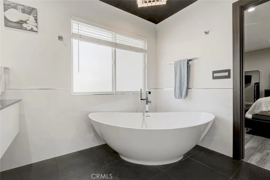 813 S Spruce Street, Montebello, California 90640 home-pic-35