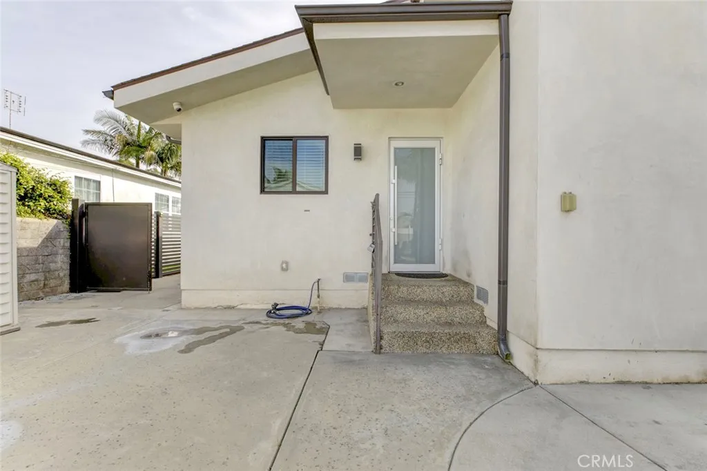 813 S Spruce Street, Montebello, California 90640 home-pic-37