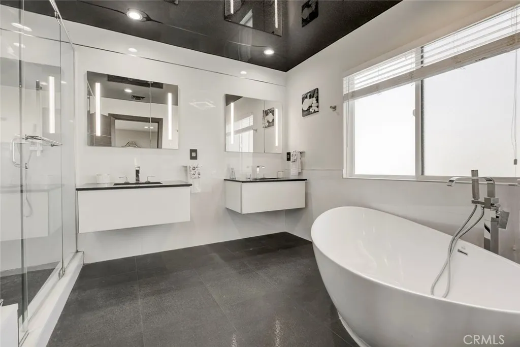 813 S Spruce Street, Montebello, California 90640 home-pic-33