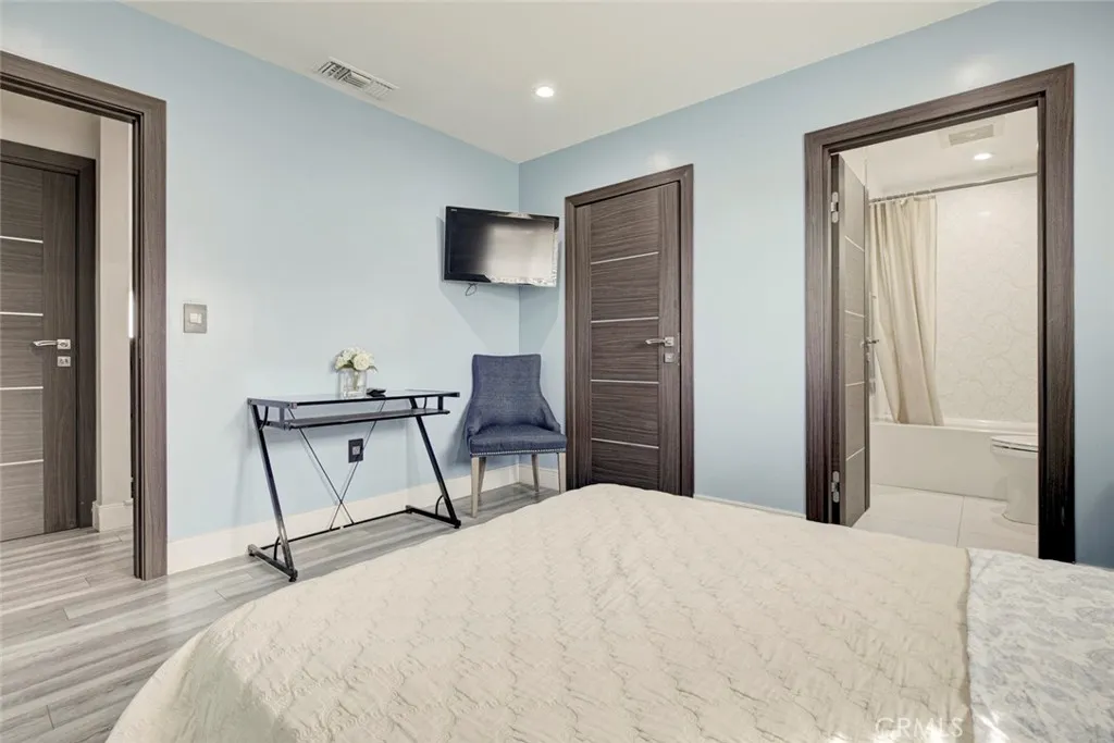 813 S Spruce Street, Montebello, California 90640 home-pic-27
