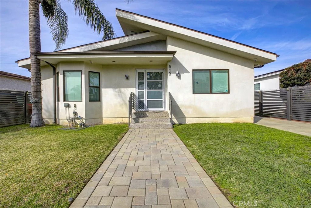 813 S Spruce Street, Montebello, California 90640 home-pic-1