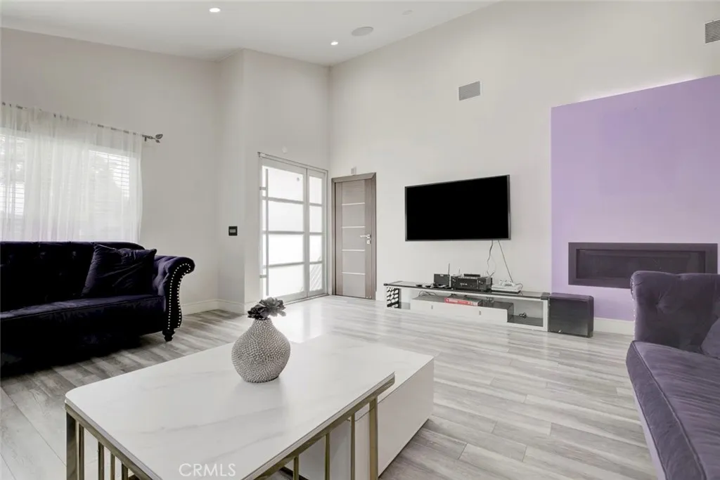 813 S Spruce Street, Montebello, California 90640 home-pic-7