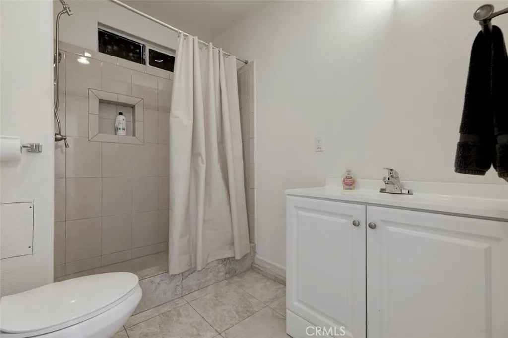813 S Spruce Street, Montebello, California 90640 home-pic-47