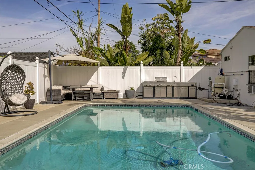 813 S Spruce Street, Montebello, California 90640 home-pic-53