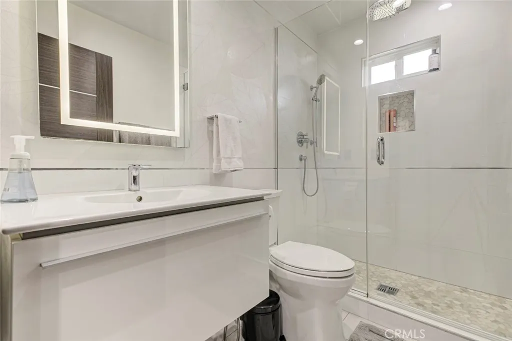 813 S Spruce Street, Montebello, California 90640 home-pic-20