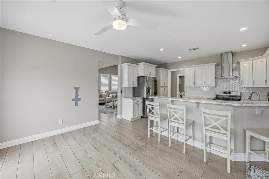 15879 Highland, Fontana, California 92336 home-pic-16