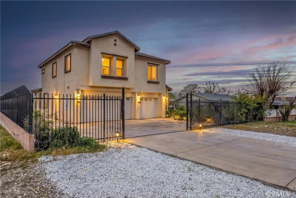 15879 Highland, Fontana, California 92336 home-pic-2