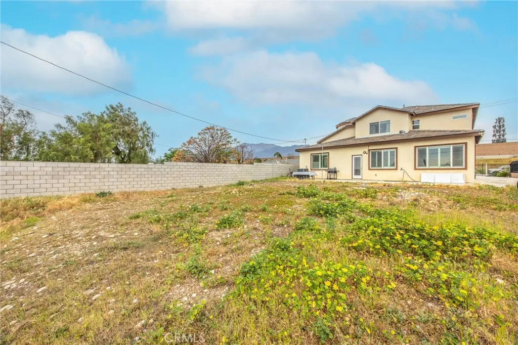 15879 Highland, Fontana, California 92336 home-pic-41