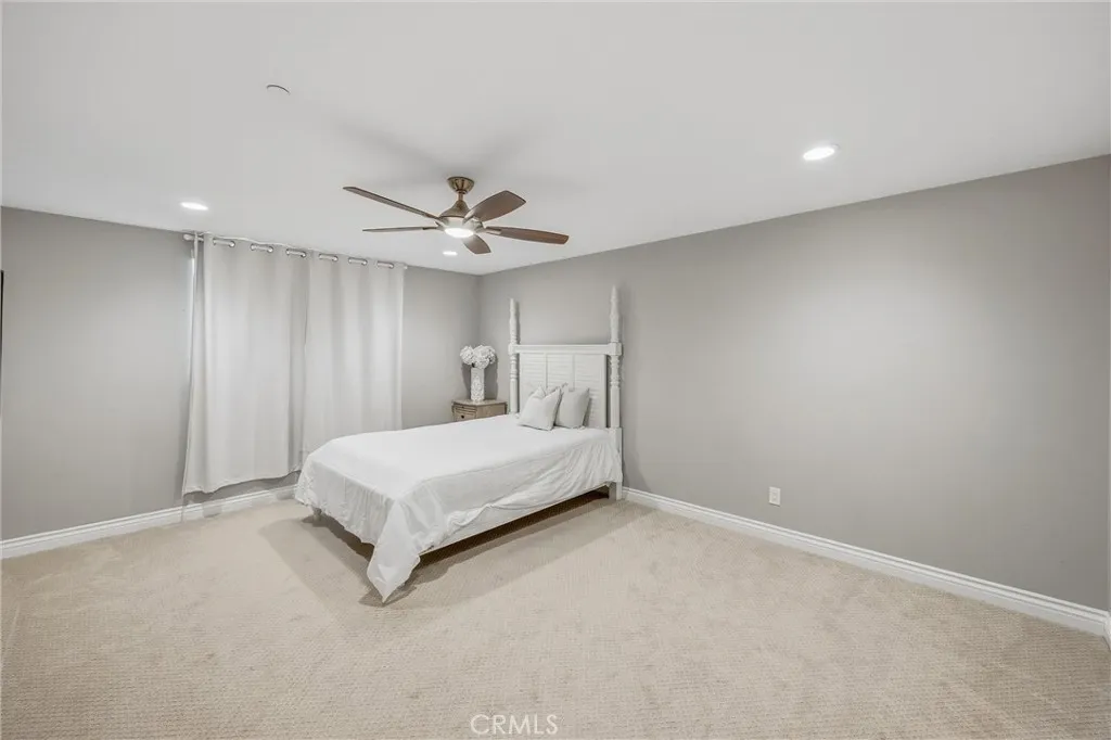 15879 Highland, Fontana, California 92336 home-pic-31