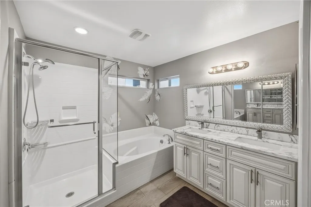 15879 Highland, Fontana, California 92336 home-pic-34