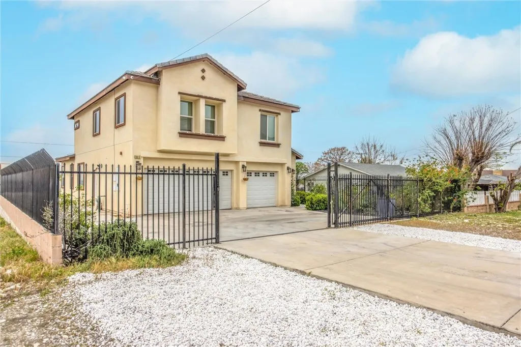 15879 Highland, Fontana, California 92336 home-pic-1