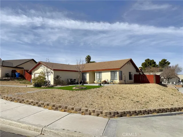 2050 Dartmouth Court, Barstow, California 92311