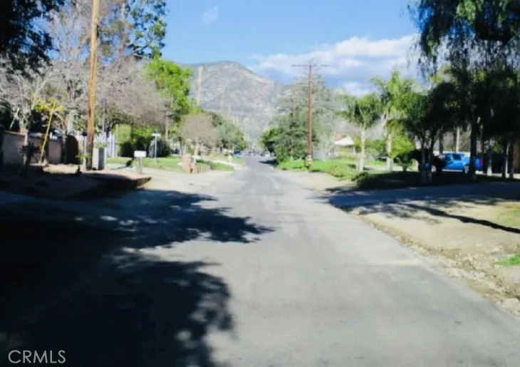 13877 Astoria, Sylmar, California 91342 home-pic-7