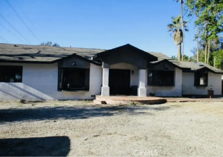 13877 Astoria, Sylmar, California 91342 home-pic-2