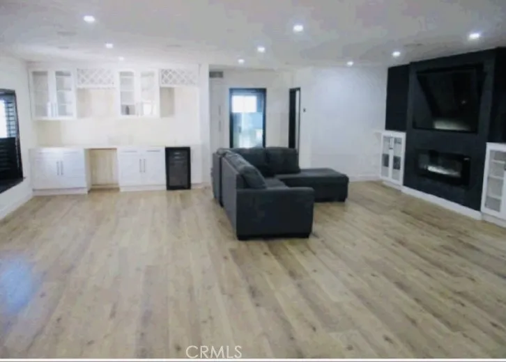 13877 Astoria, Sylmar, California 91342 home-pic-4