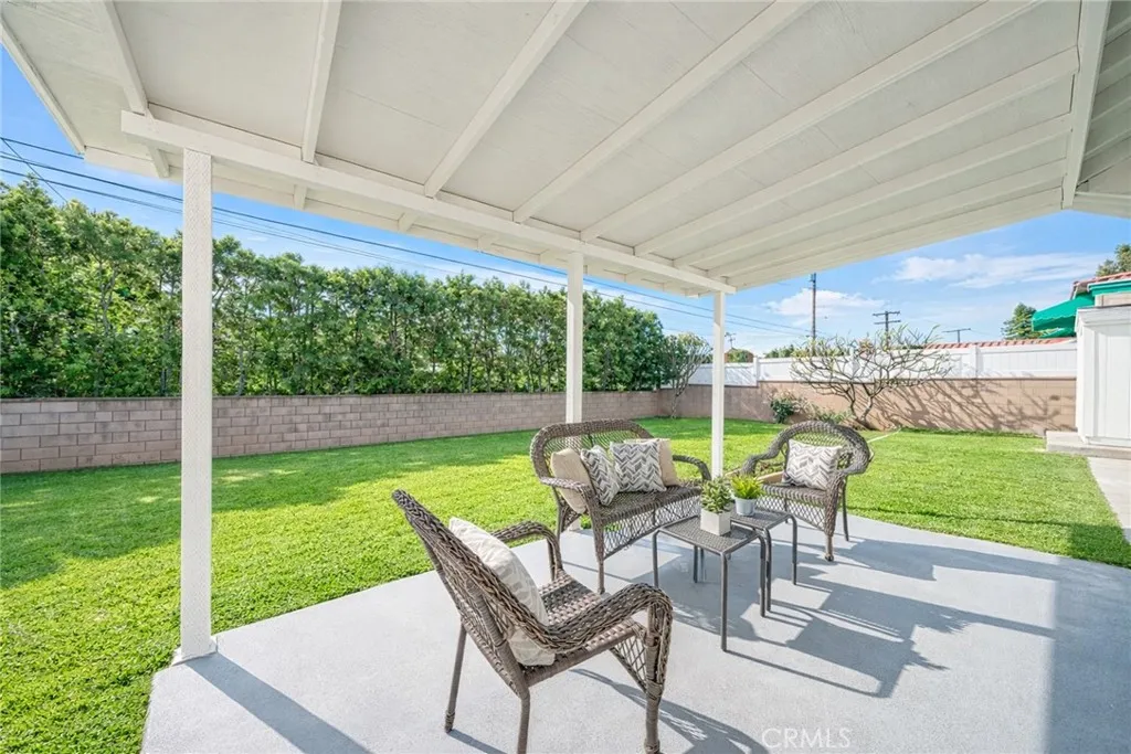 922 E Edgecomb, Covina, California 91724 home-pic-32