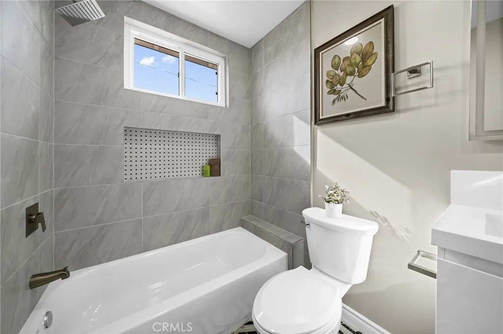 922 E Edgecomb, Covina, California 91724 home-pic-14