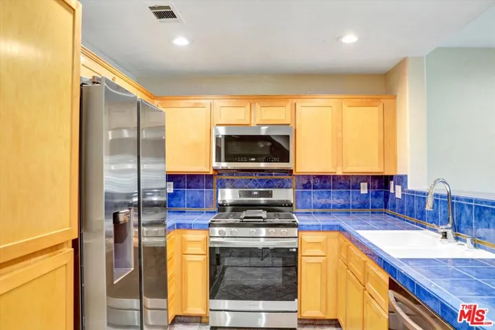 630 E Walnut Street, Pasadena, California 91101