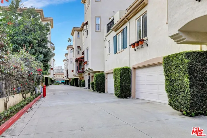 630 E Walnut Street, Pasadena, California 91101