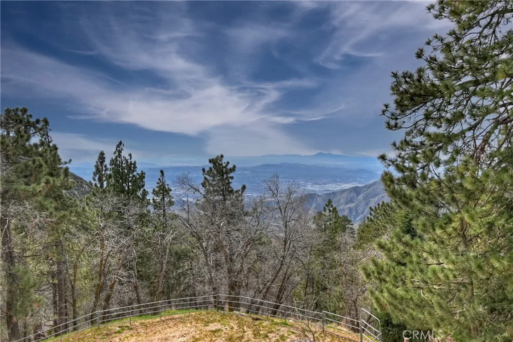 32047 Pine Cone, Running Springs, California 92382 home-pic-49