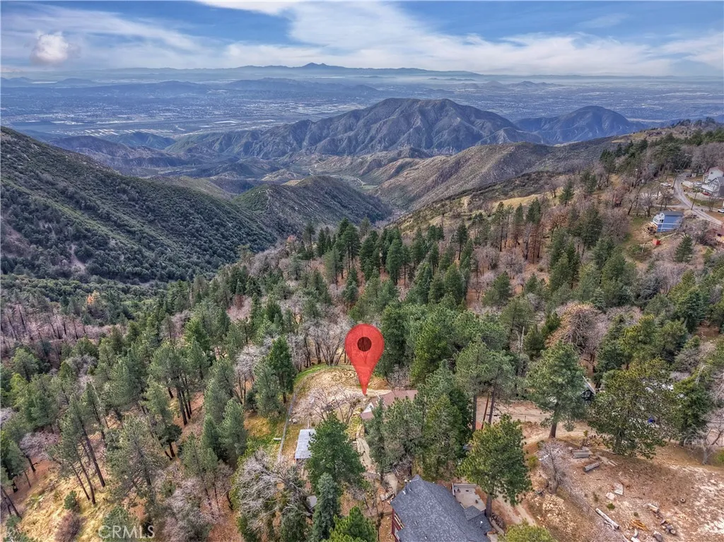 32047 Pine Cone, Running Springs, California 92382 home-pic-4