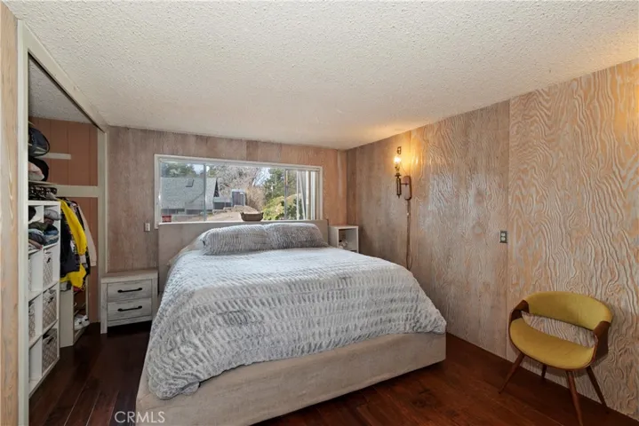 Cozy and spacious primary bedroom