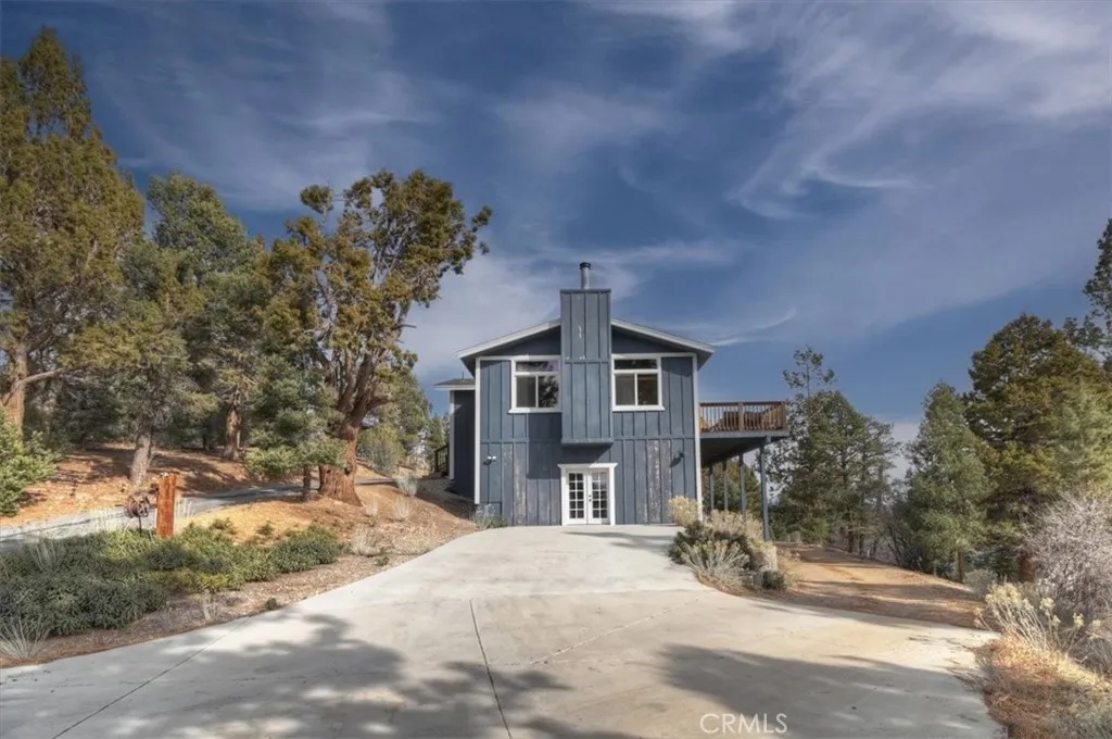 1051 Mound, Big Bear City, California 92314 home-pic-60