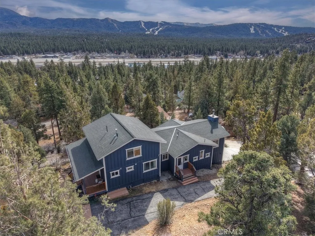 1051 Mound, Big Bear City, California 92314 home-pic-66