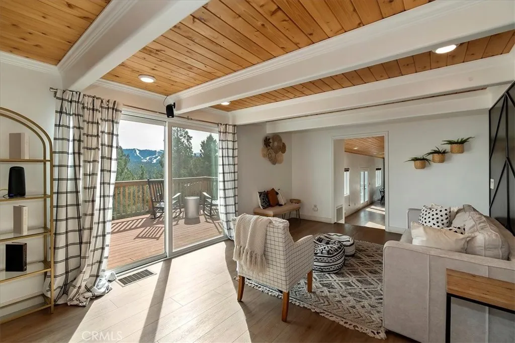 1051 Mound, Big Bear City, California 92314 home-pic-20