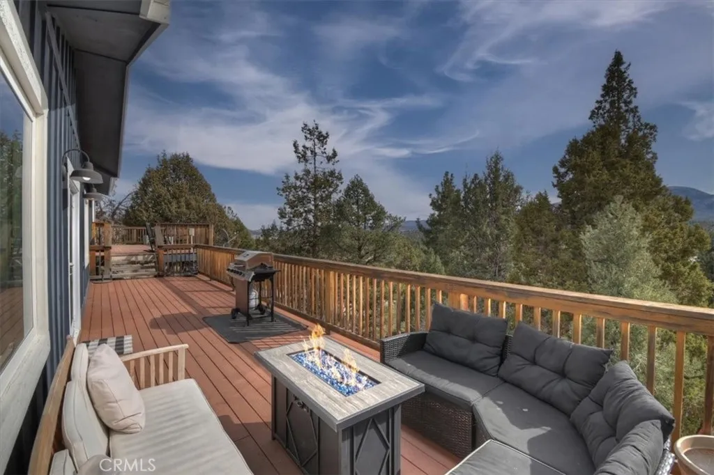 1051 Mound, Big Bear City, California 92314 home-pic-51
