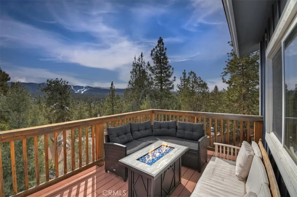 1051 Mound, Big Bear City, California 92314 home-pic-50