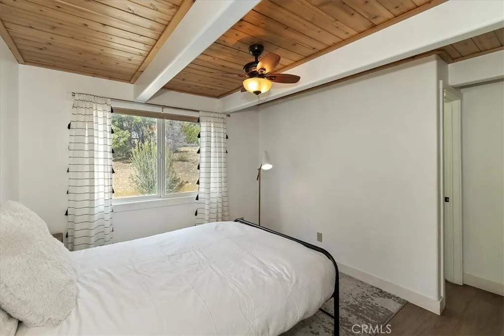 1051 Mound, Big Bear City, California 92314 home-pic-24
