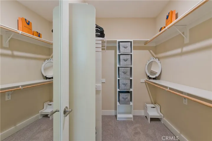 6749 W Gill, Los Angeles, California 90068